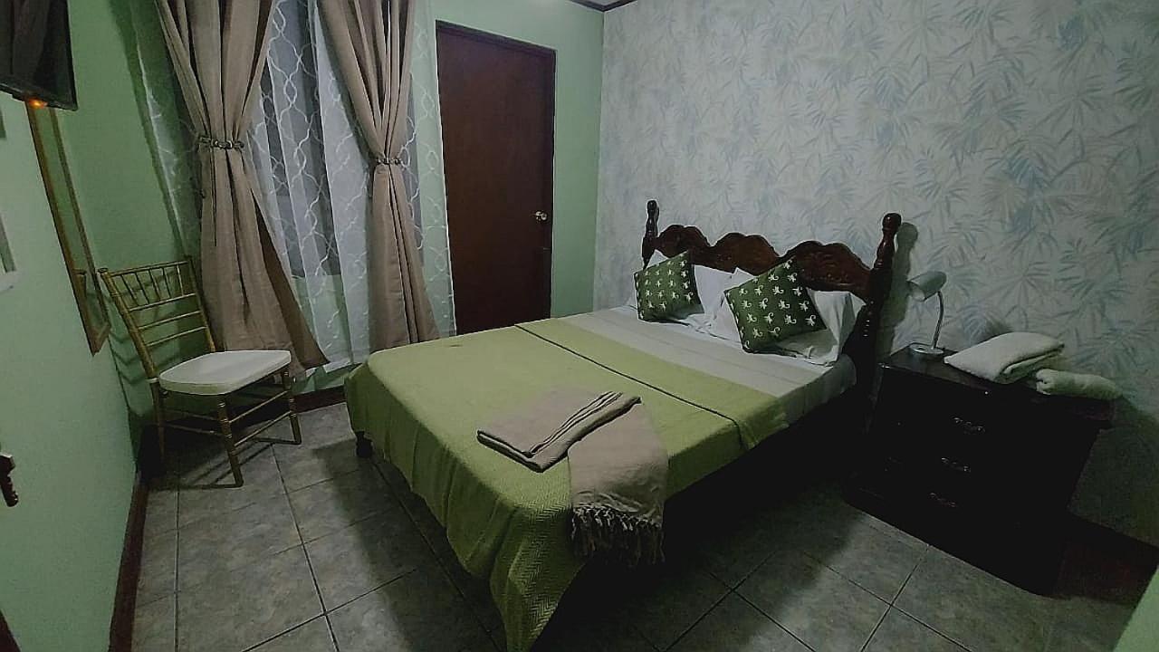 Airport Traveler'S Home Alajuela Ngoại thất bức ảnh