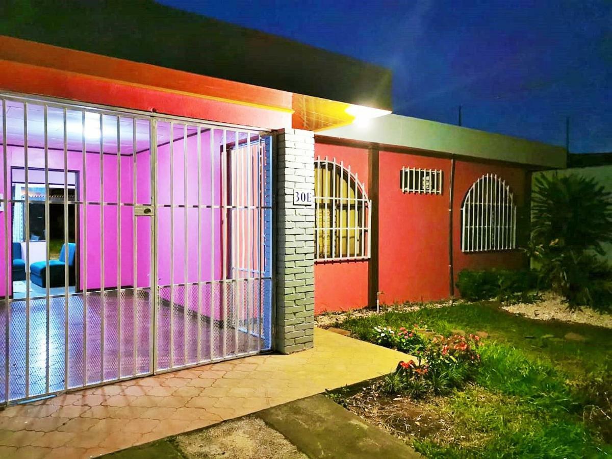 Airport Traveler'S Home Alajuela Ngoại thất bức ảnh